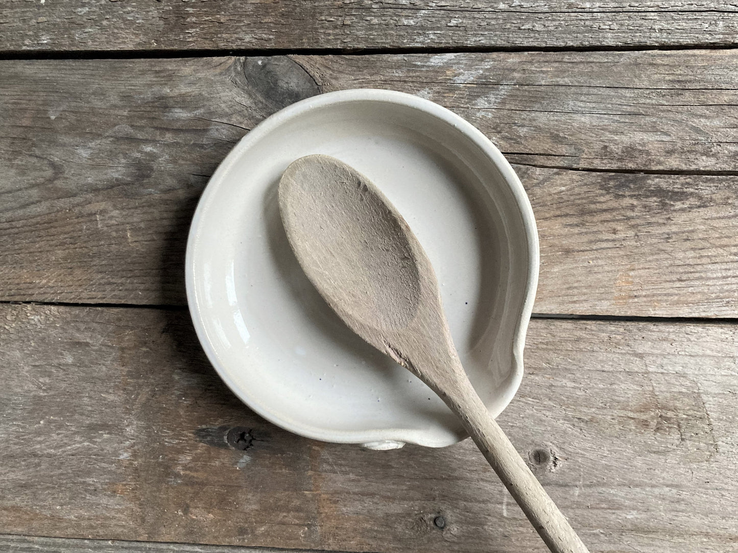 Appoggia cucchiaio in gres bianco