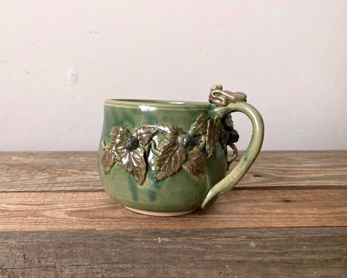 Tazza in gres  "Rana e more" -  gres - IN PRODUZIONE