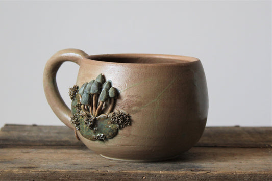 Tazza in gres  con funghetti blue  -  gres
