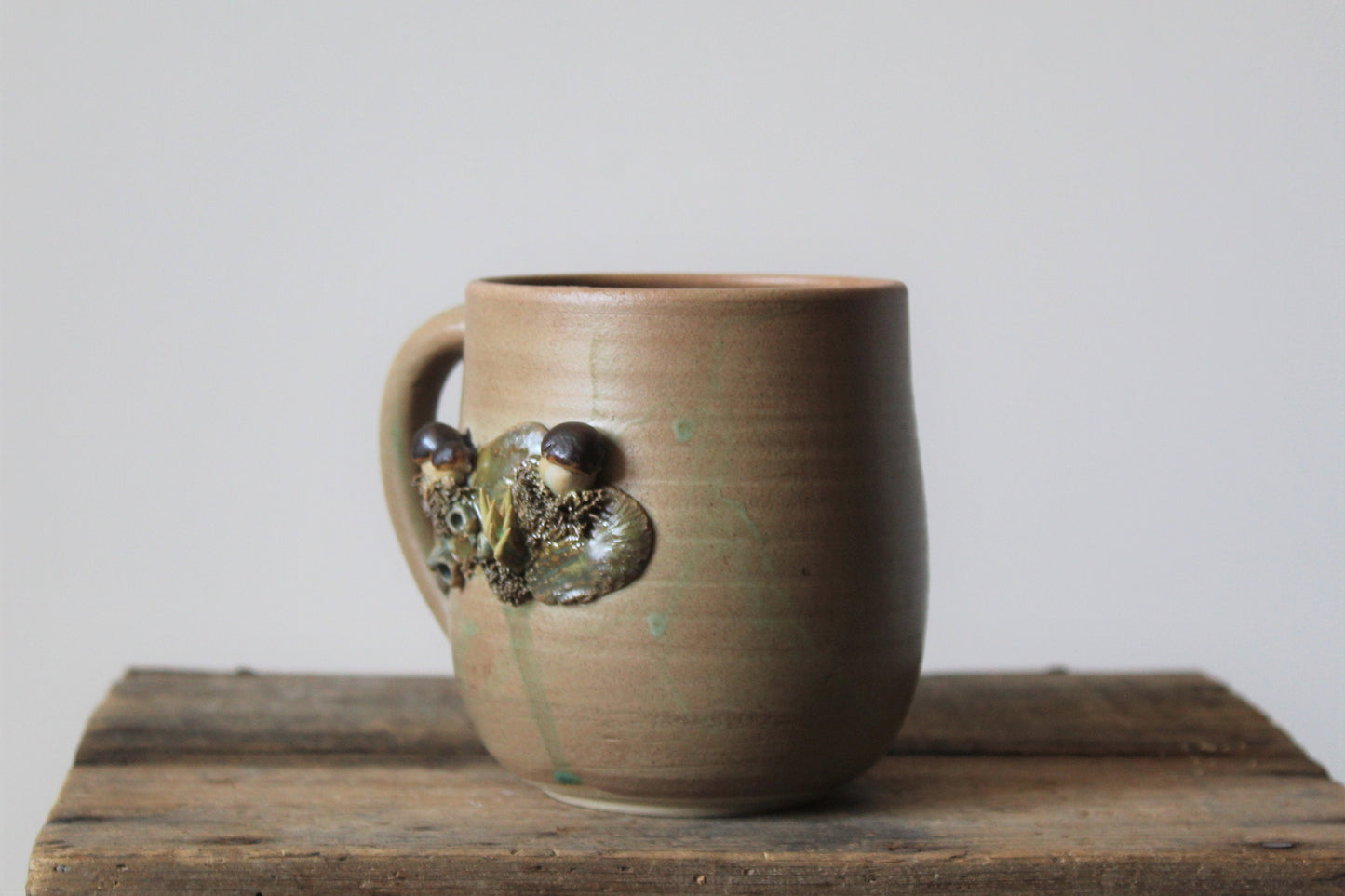 Tazza in gres con porcini  -  gres - IN PRODUZIONE