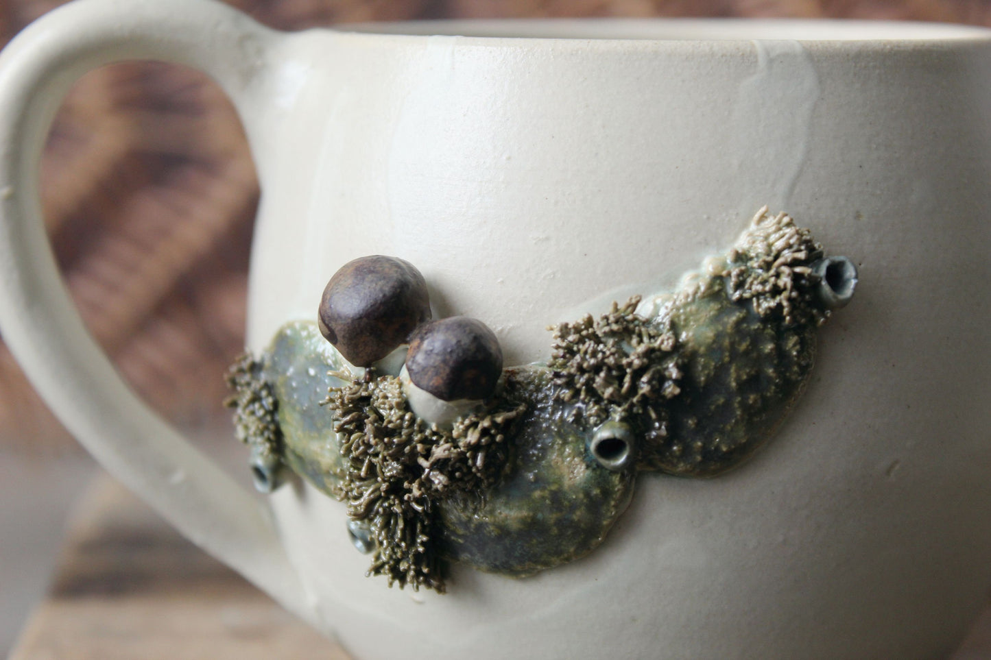 Tazza in gres "Porcini"  smalto chiaro opaco