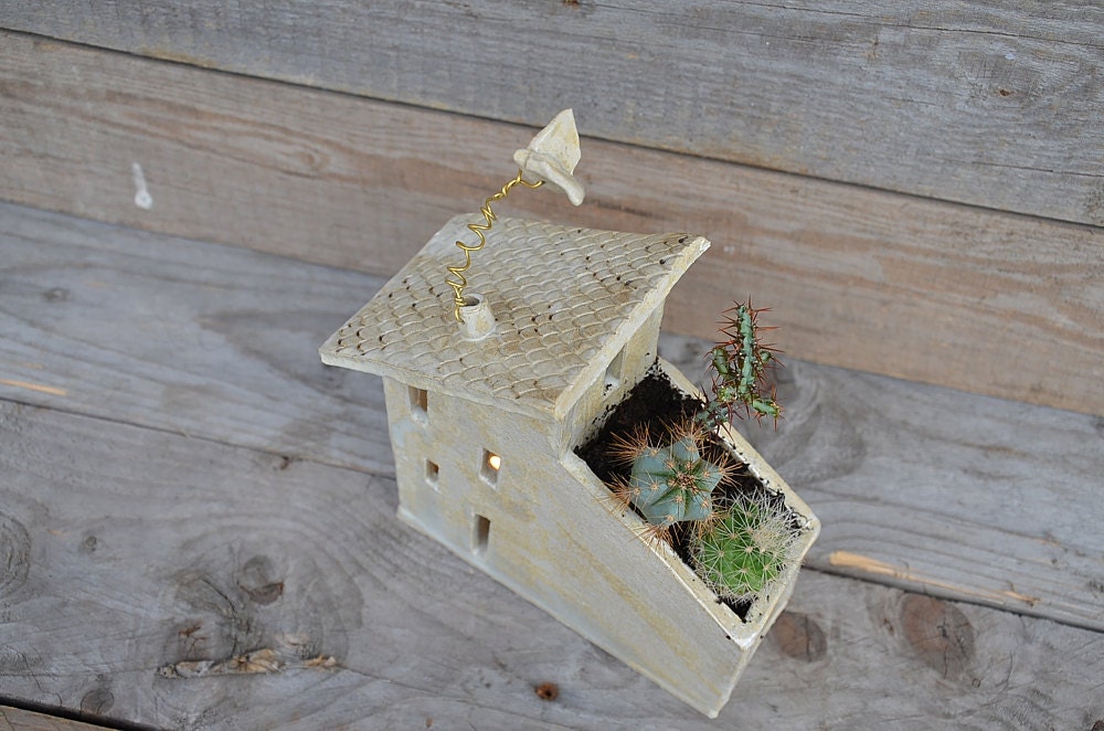 Casetta portacandela con porta pianta