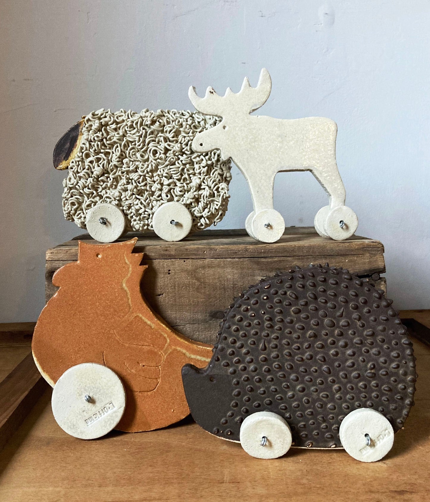 La Pecora nera in ceramica con le ruote - Home Decor
