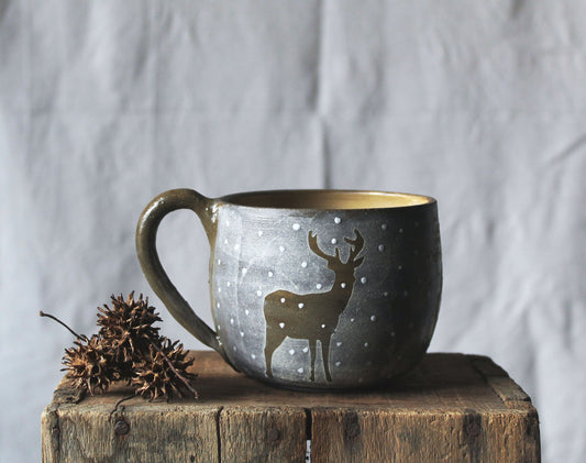 Tazza in gres  "Il cervo che guarda "  -  gres -