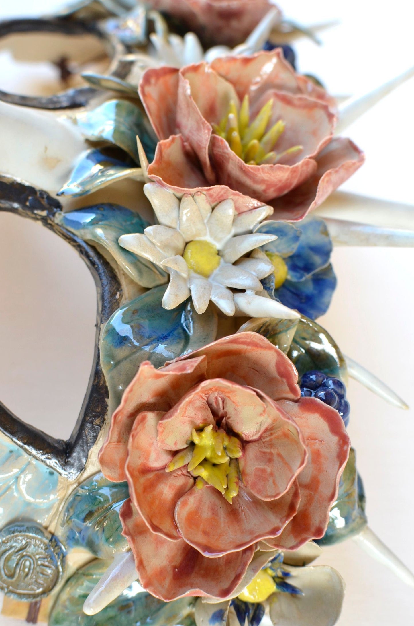 Maschera "di fiori" - gres