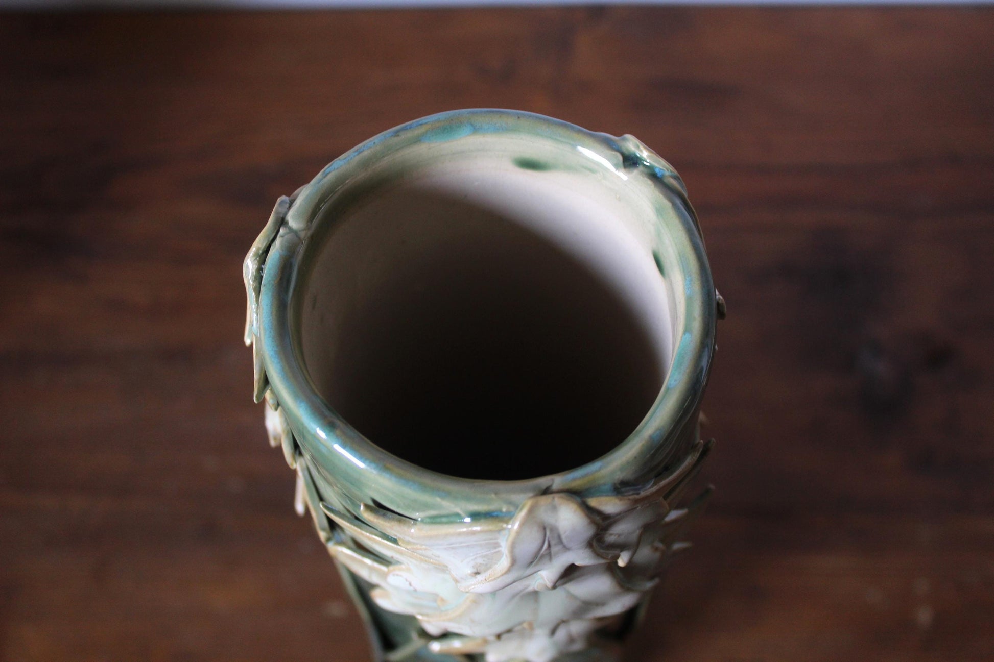 Vaso in gres cilindrico ispirato a un'opera di ROusseau